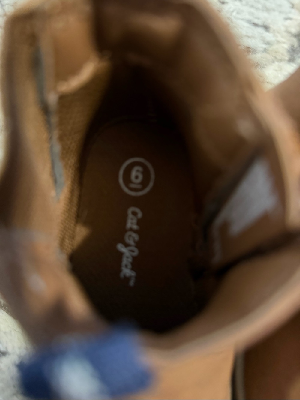 Cat & Jack Tan Chelsea Boots with Navy Pull Tabs - Picture 4 of 4